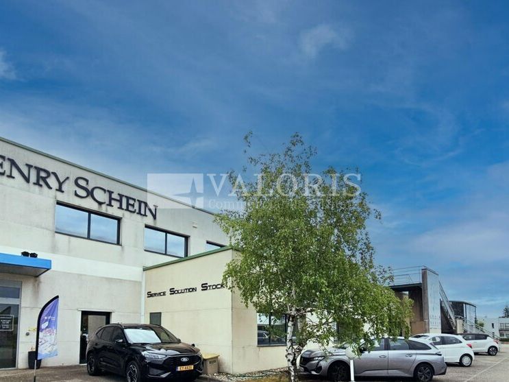 Location bureaux 900 m² non divisibles