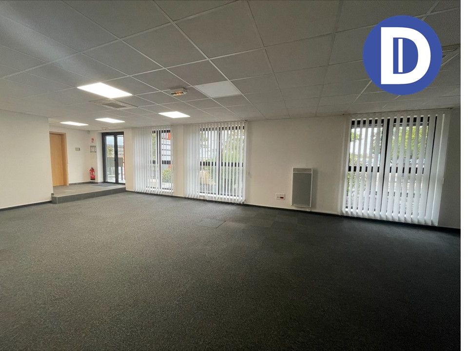 Location bureaux 167.00 m² non divisibles
