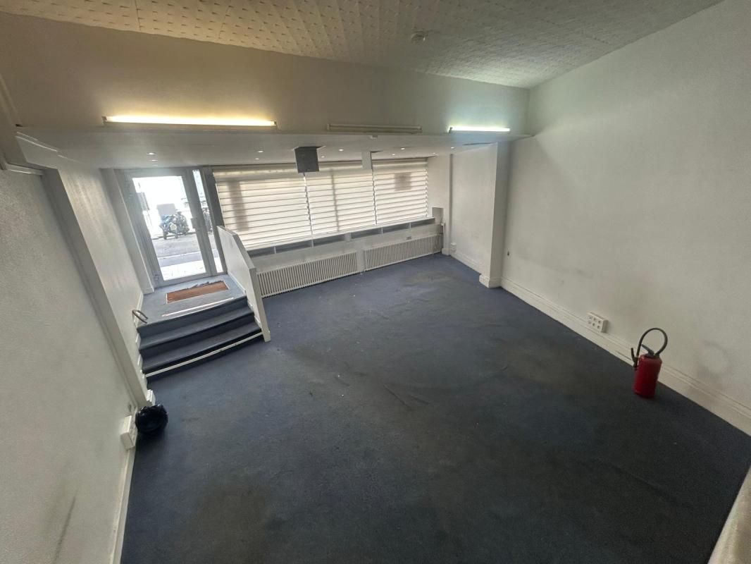 Location bureaux 105 m² non divisibles