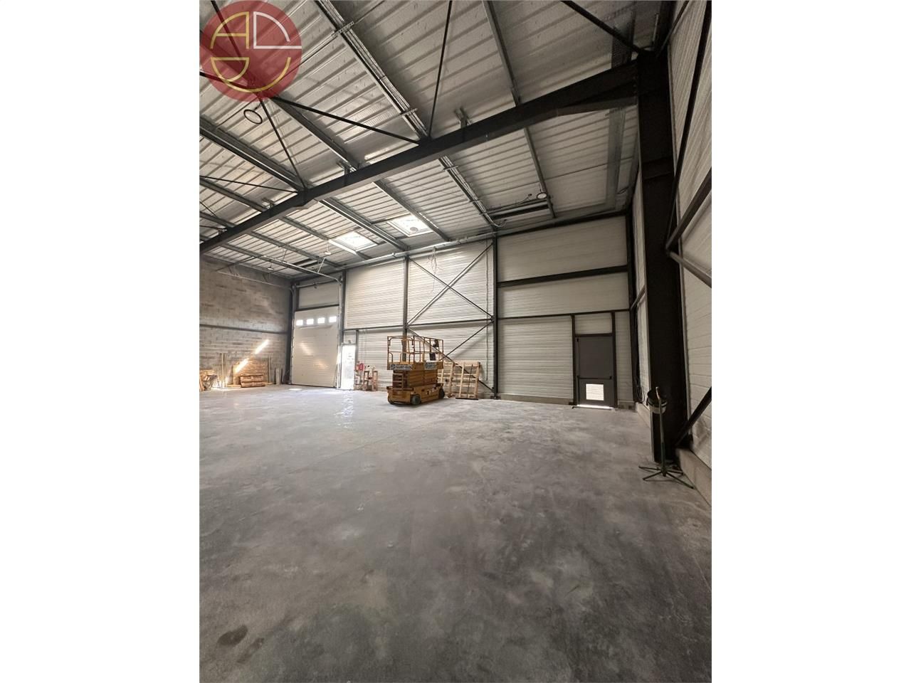 Location local 580 m² à COLOMIERS