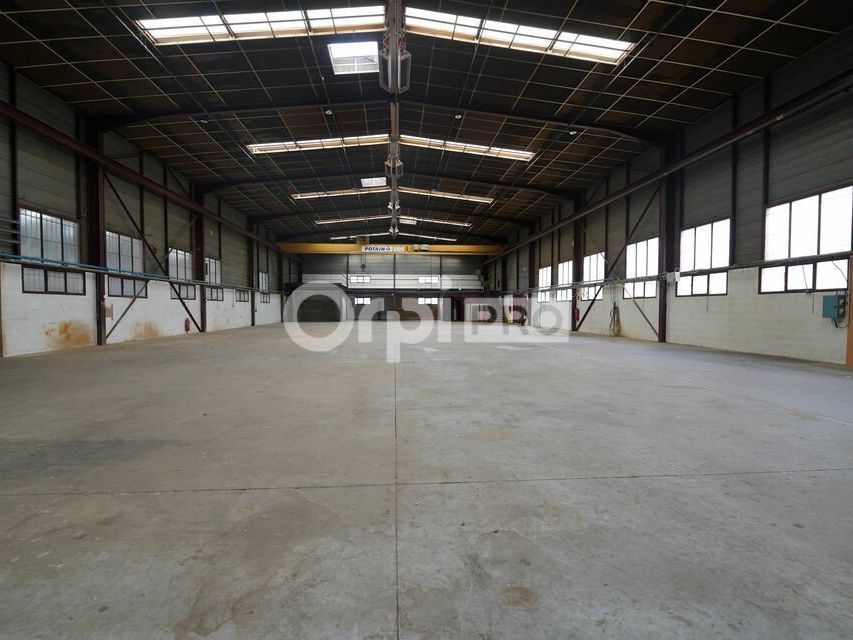 Location local d''activites 1250 m² non divisibles