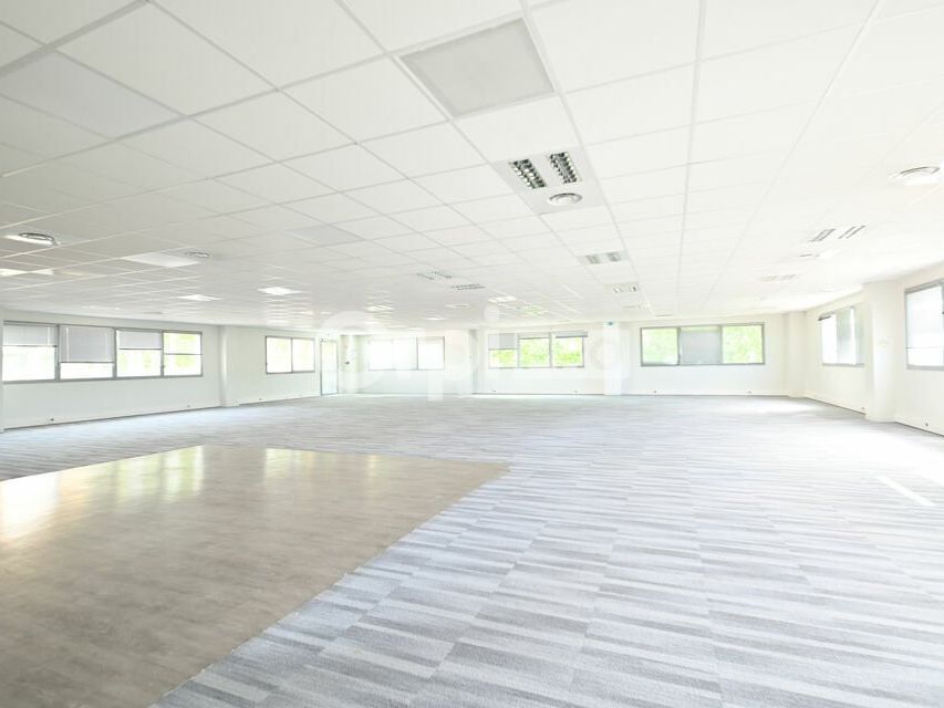 Location bureaux 407 m² non divisibles
