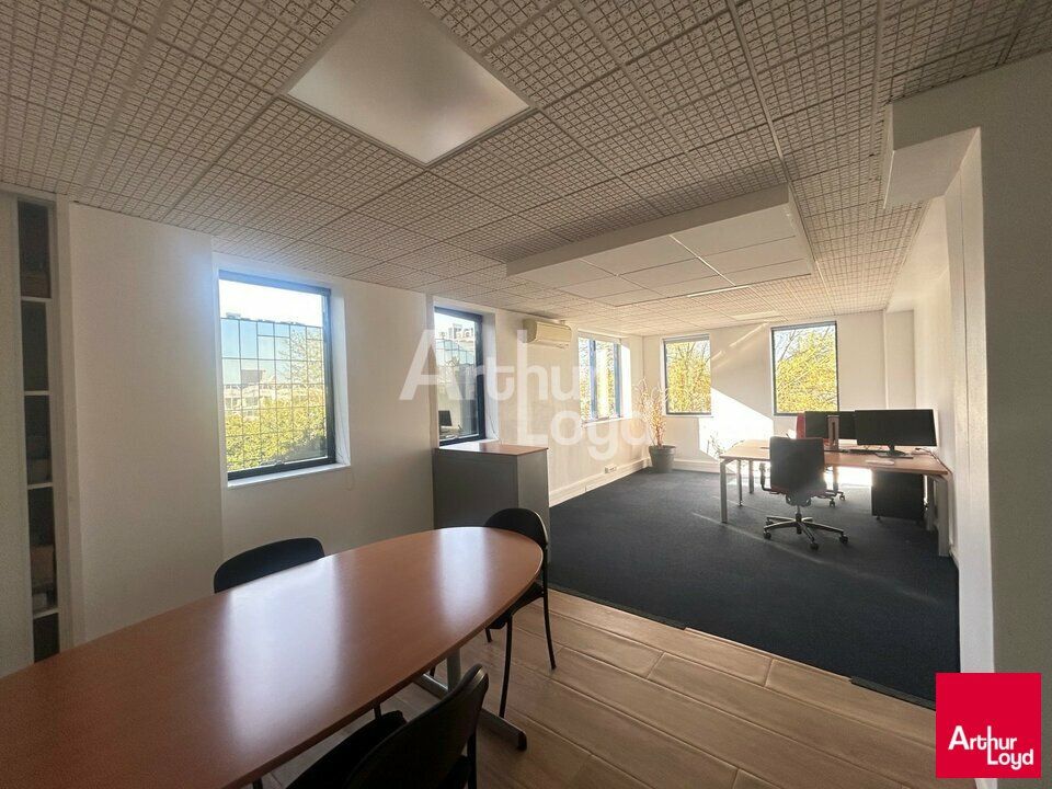 CESSON SEVIGNE - BUREAUX A LOUER 