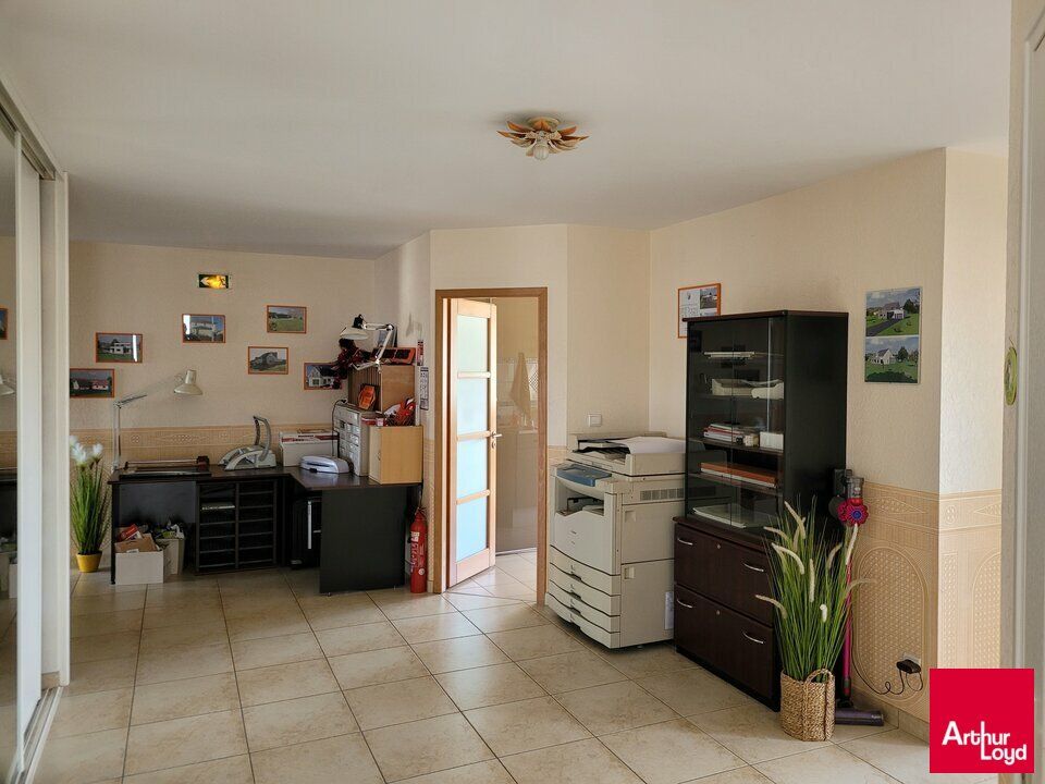 Location bureaux 218 m² non divisibles