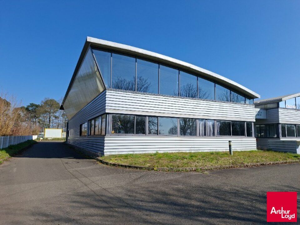 Location local d''activites 584 m² non divisibles