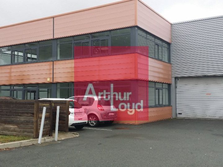 Location local d''activites 430 m² non divisibles