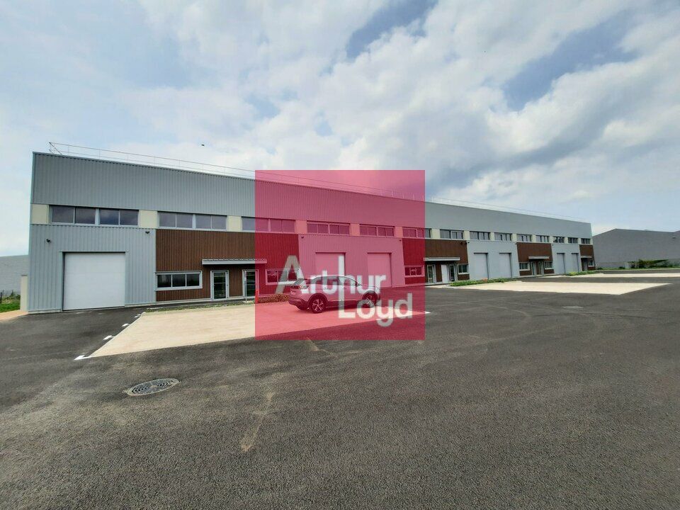 Location local d''activites 399 m² non divisibles