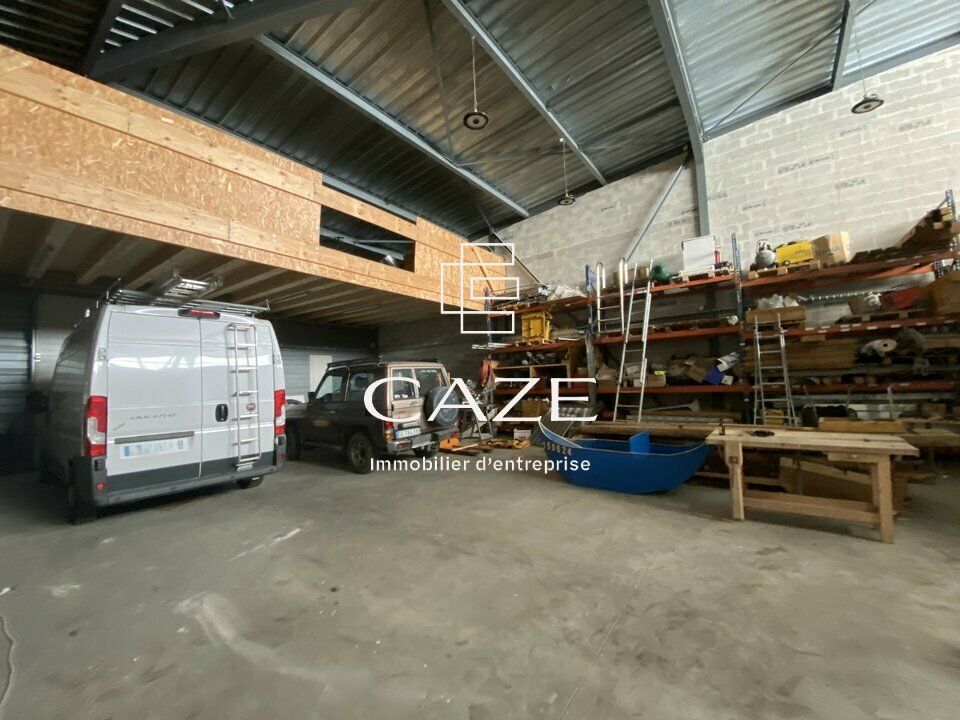 LOCAL D'ACTIVITE A VENDRE - LE TAILLAN MEDOC