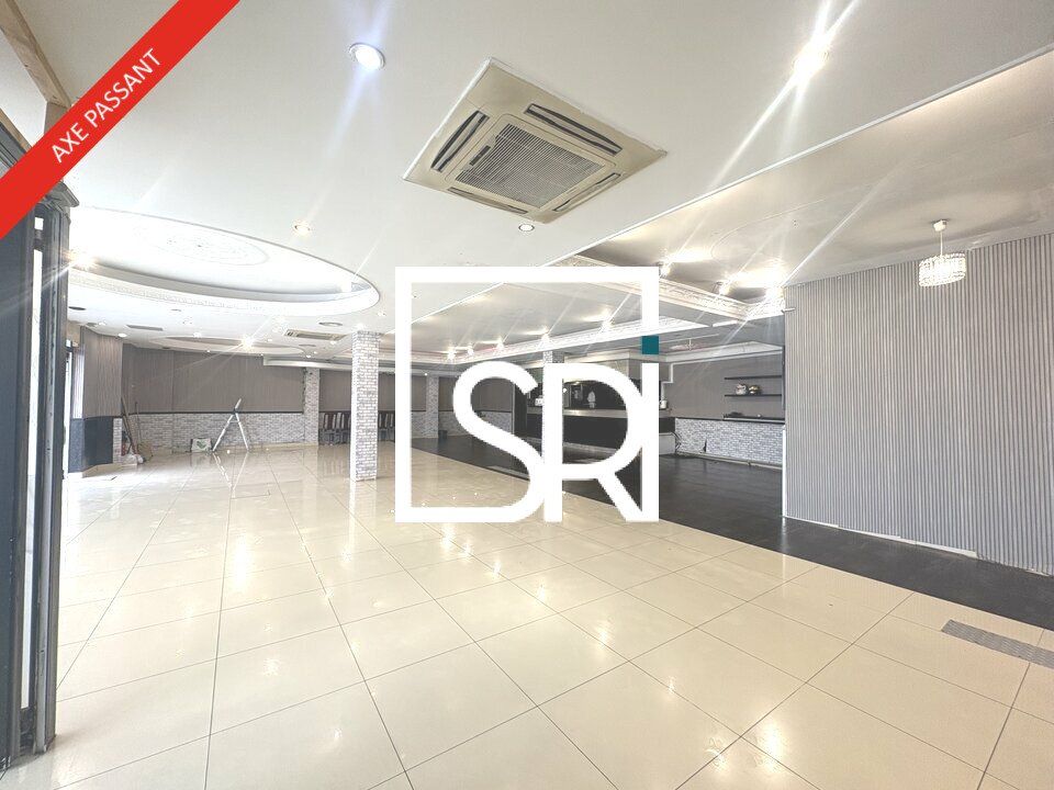 AXE TRES PASSANT - LOCATION LOCAL COMMERCIAL 320 M2 - LA PARDIEU - 63000 CLERMONT-FERRAND