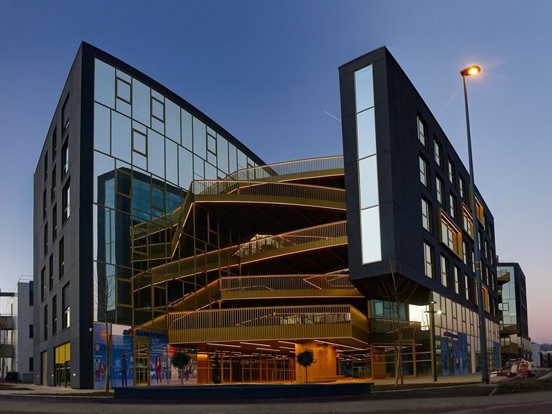 Location bureaux 178 m² à Saint-Étienne