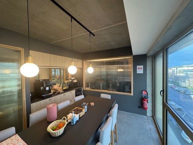 178 m² dispo à Saint-étienne