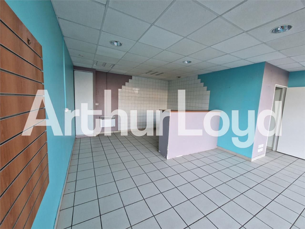 Location bureaux 44.69 m² à MEZIDON VALLEE D AUGE