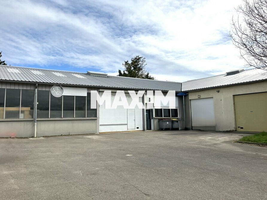 Location local d''activites 980 m² non divisibles