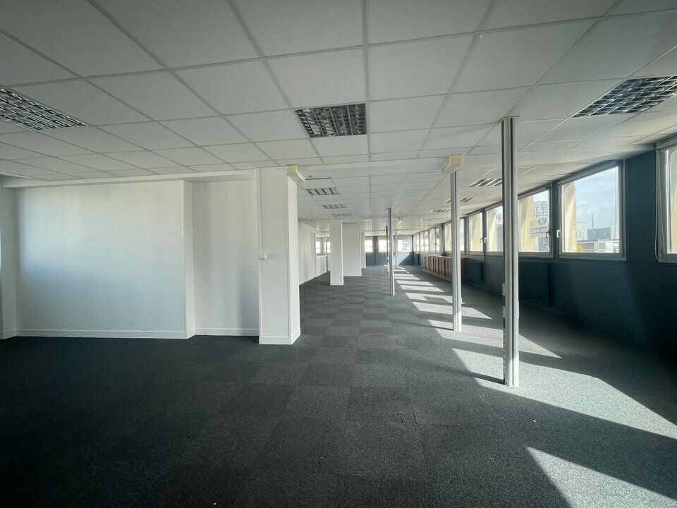 Vente bureaux 280 m² non divisibles