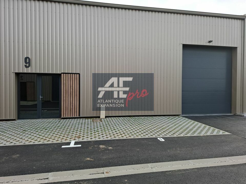 Location local d''activites 225 m² non divisibles