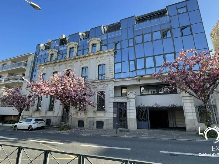 Location bureaux 204 m² non divisibles