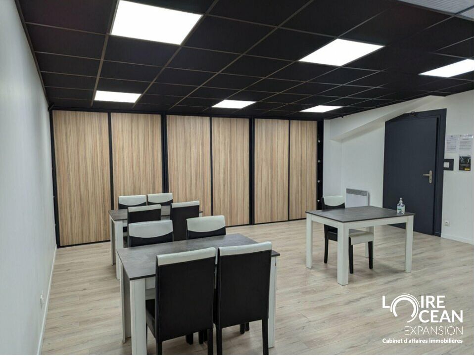 Location bureaux 30 m² non divisibles