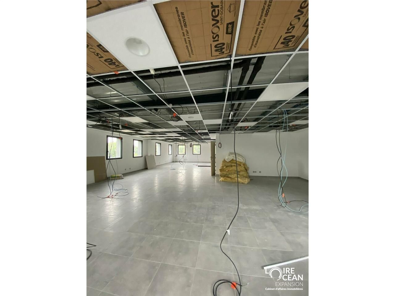 Location bureaux 177 m² non divisibles