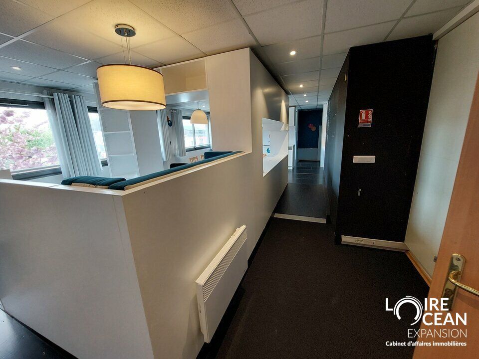 Location bureaux 70 m² non divisibles