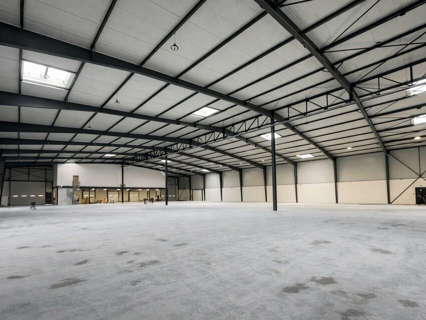 Location entrepot 2504 m² non divisibles