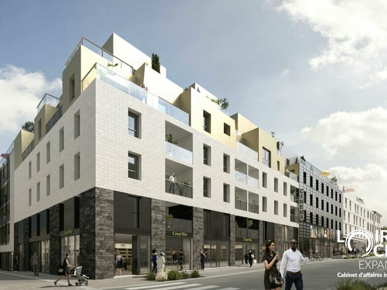 EMPLACEMENT STRATÉGIQUE - CARRÉ NAPOLÉON