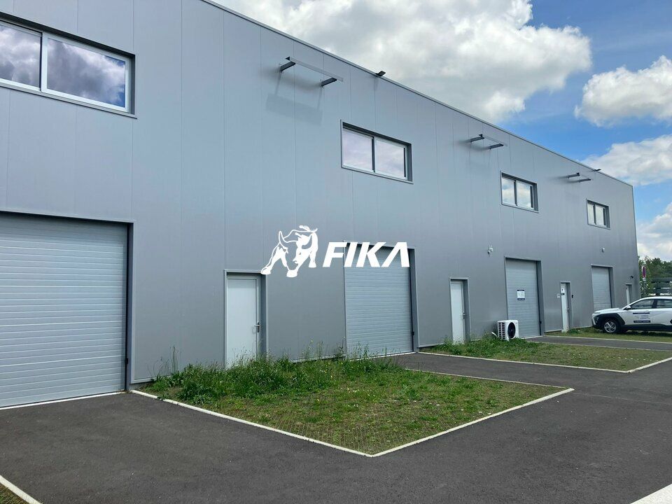 Vente local d''activites 135 m² non divisibles