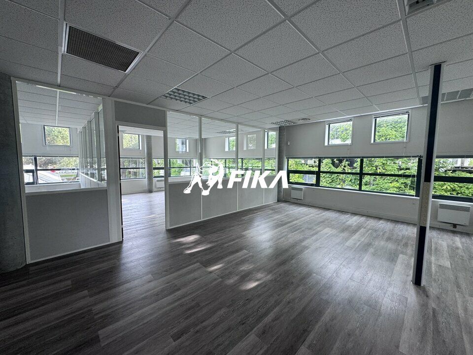 Vente bureaux 215 m² non divisibles