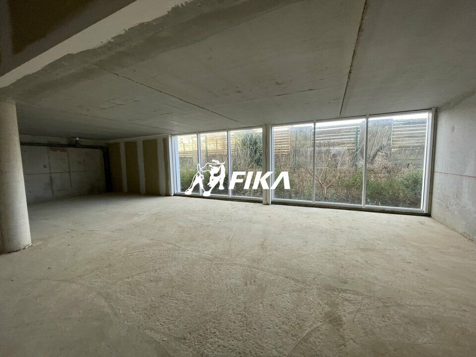 Vente local commercial 473.73 m² divisibles à partir de 125 m²