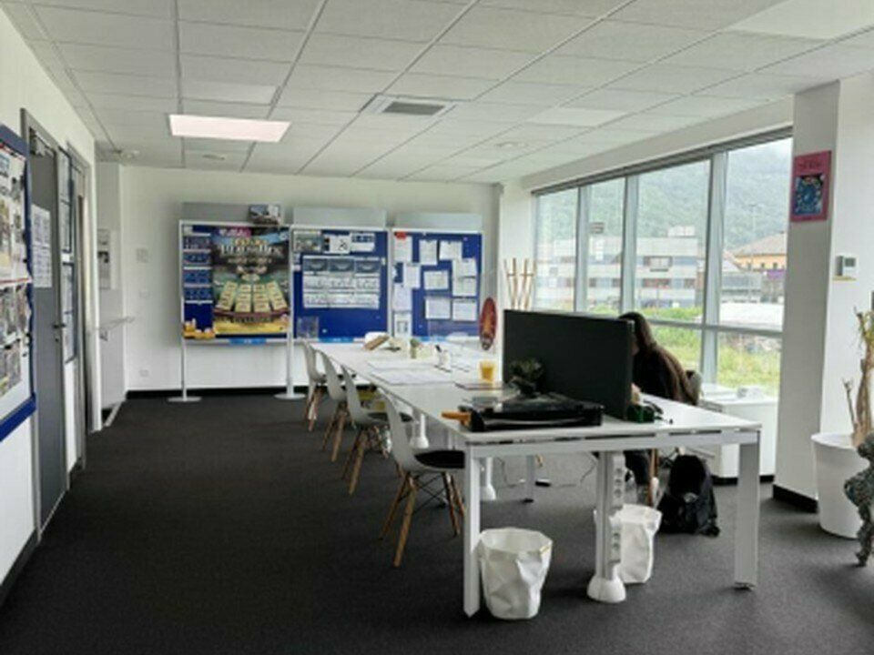 Location bureaux 328 m² non divisibles