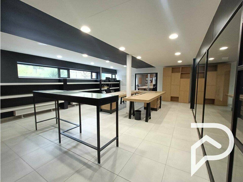 Location bureaux 103 m² divisibles à partir de 48 m²