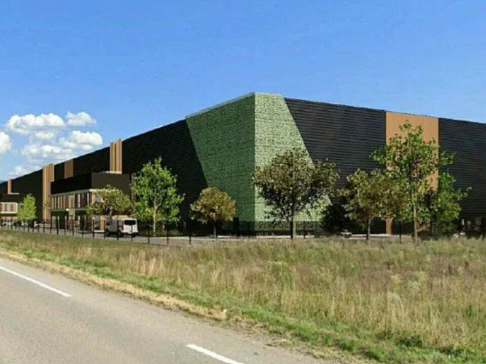 Location entrepot 17000 m² divisibles à partir de 4000 m²