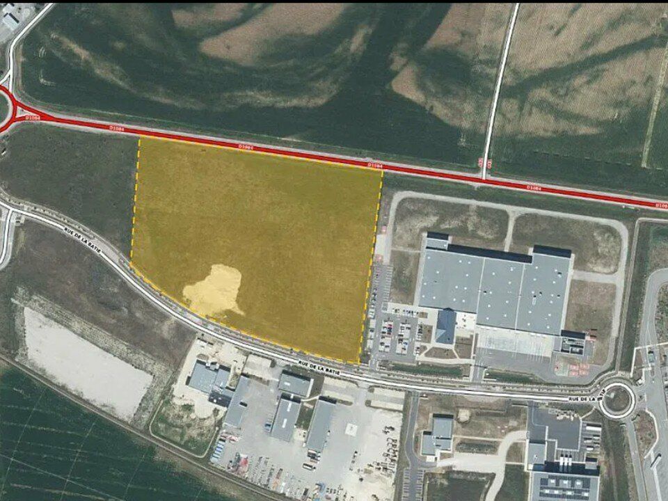 Entrepôt - logistique à louer ou à vendre 17000 m² à Plaine de l'Ain (01)