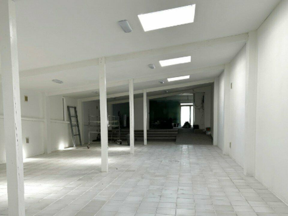 Bureaux 280 m² à louer à Longuenesse (62)