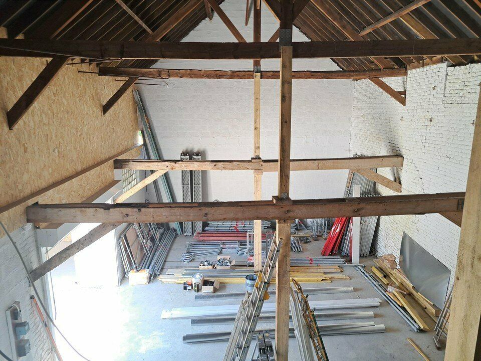 Location entrepot 120 m² non divisibles