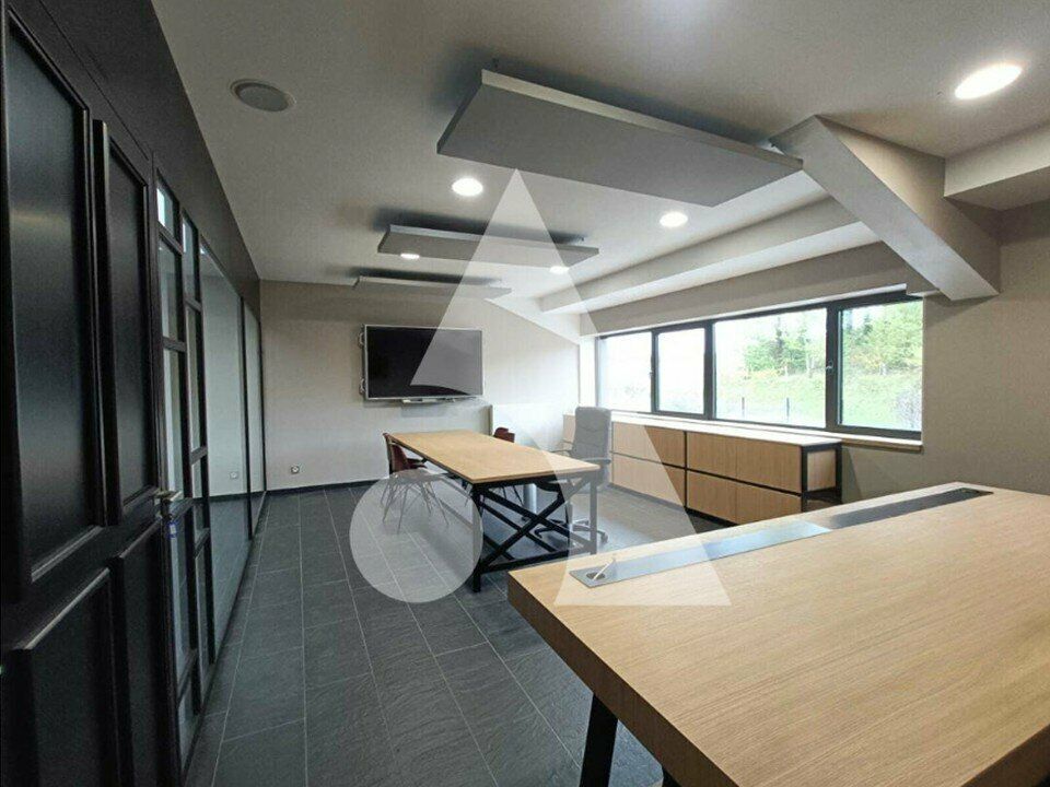 Bureaux 33 m² à louer à Blendecques (62)