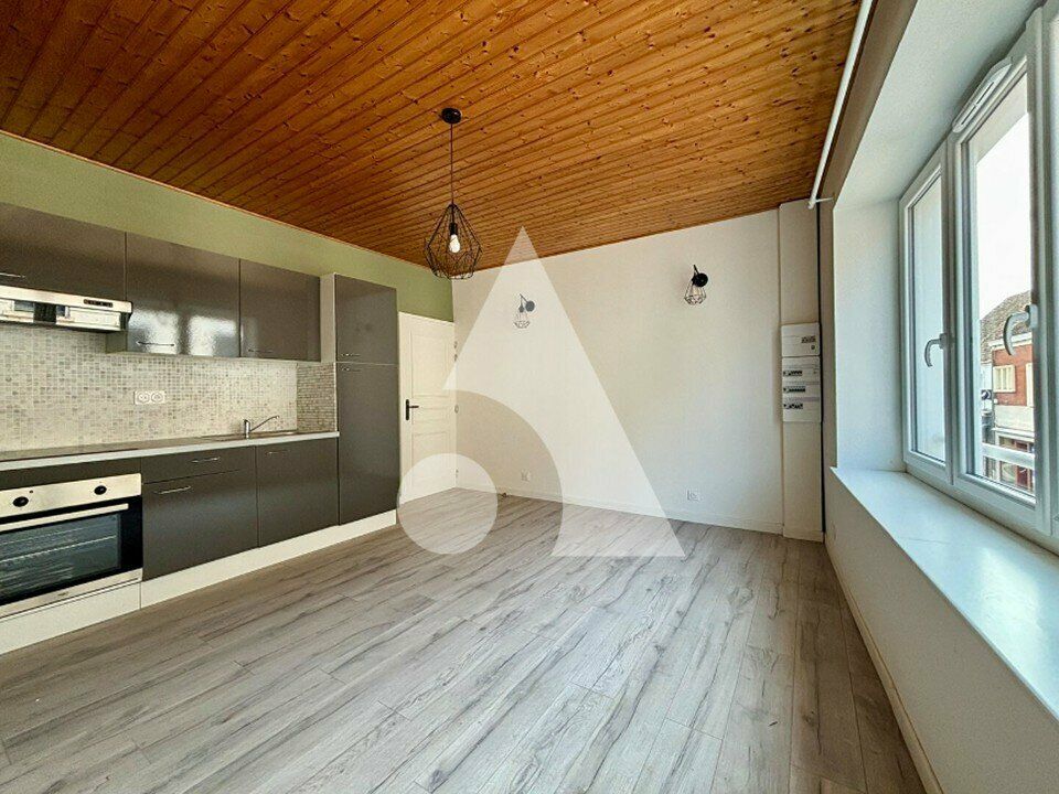 Vente local d''activites 155 m² non divisibles