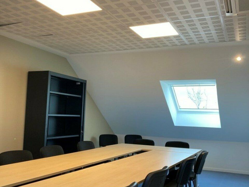 Location bureaux 331 m² non divisibles