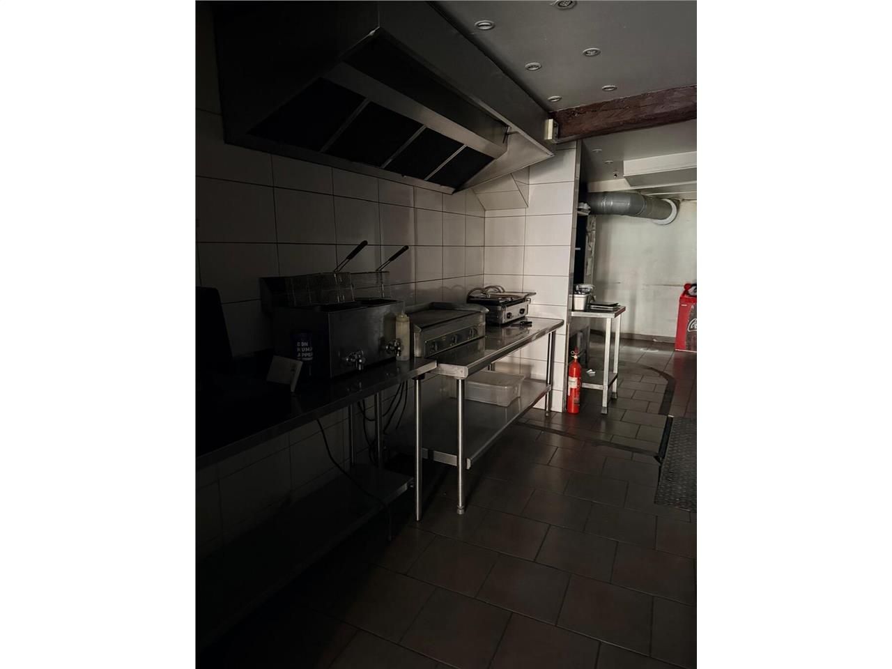 MURS COMMERCIAUX – LOCAL RESTAURATION CLÉ EN MAIN