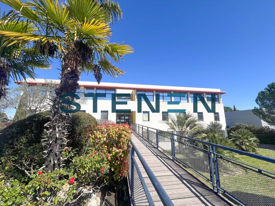 Location bureaux 58 m² non divisibles