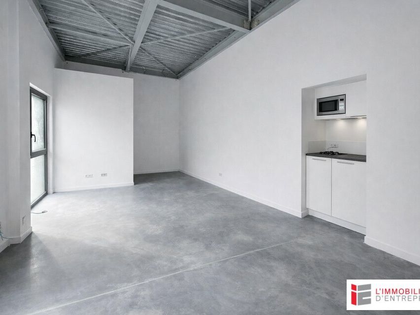 À louer – Cellule d’activité 256m² avec mezzanine – Sud de Bruz