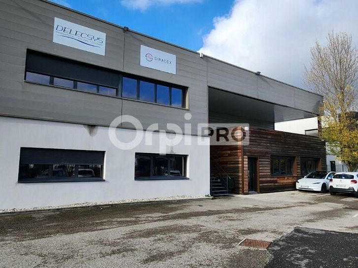 Location bureaux 222 m² non divisibles