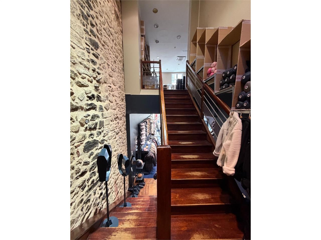Location local commercial 90.00 m² à LIMOGES