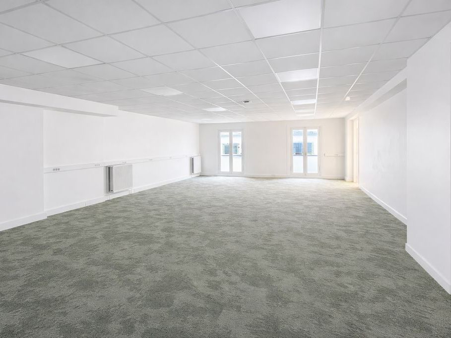 Vente bureaux 500 m² non divisibles