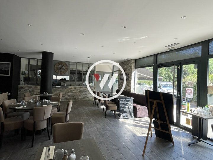 Cession fonds de commerce 196 m² non divisibles