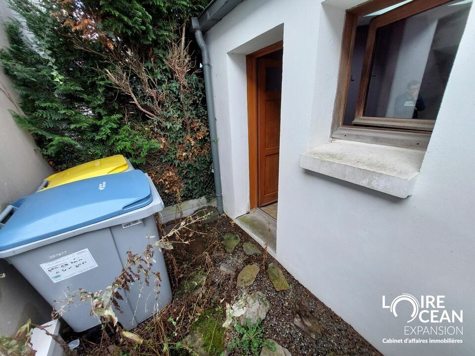 Location local commercial - 44 m²