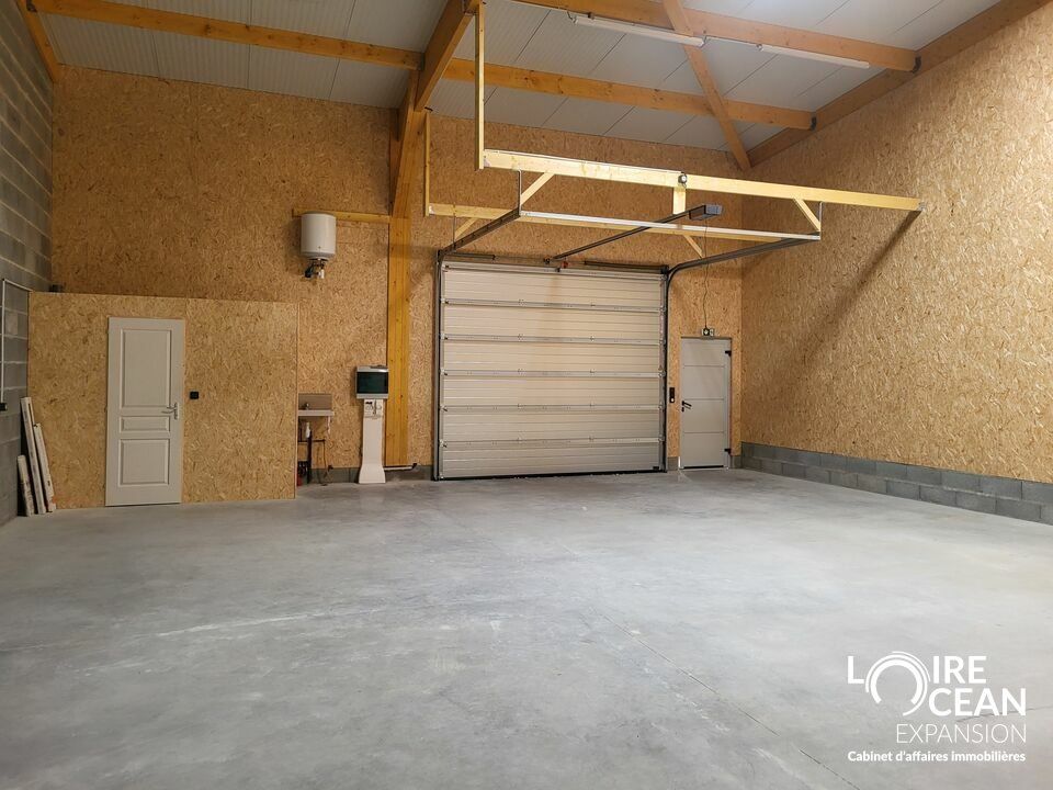 Location local d''activites 118 m² non divisibles