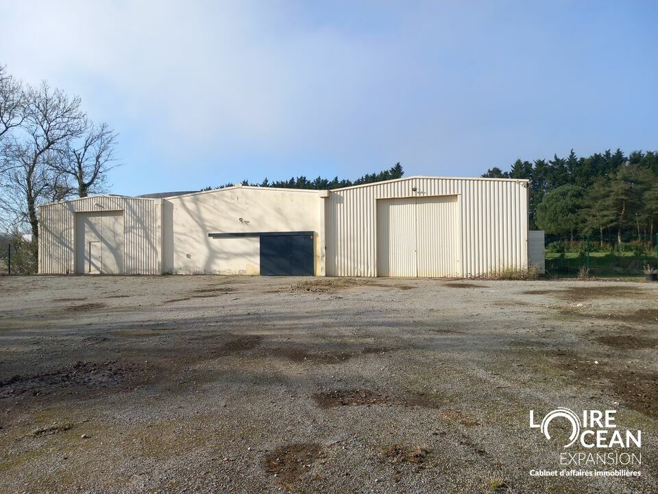 A VENDRE TERRAIN ZONE ACTIVITE