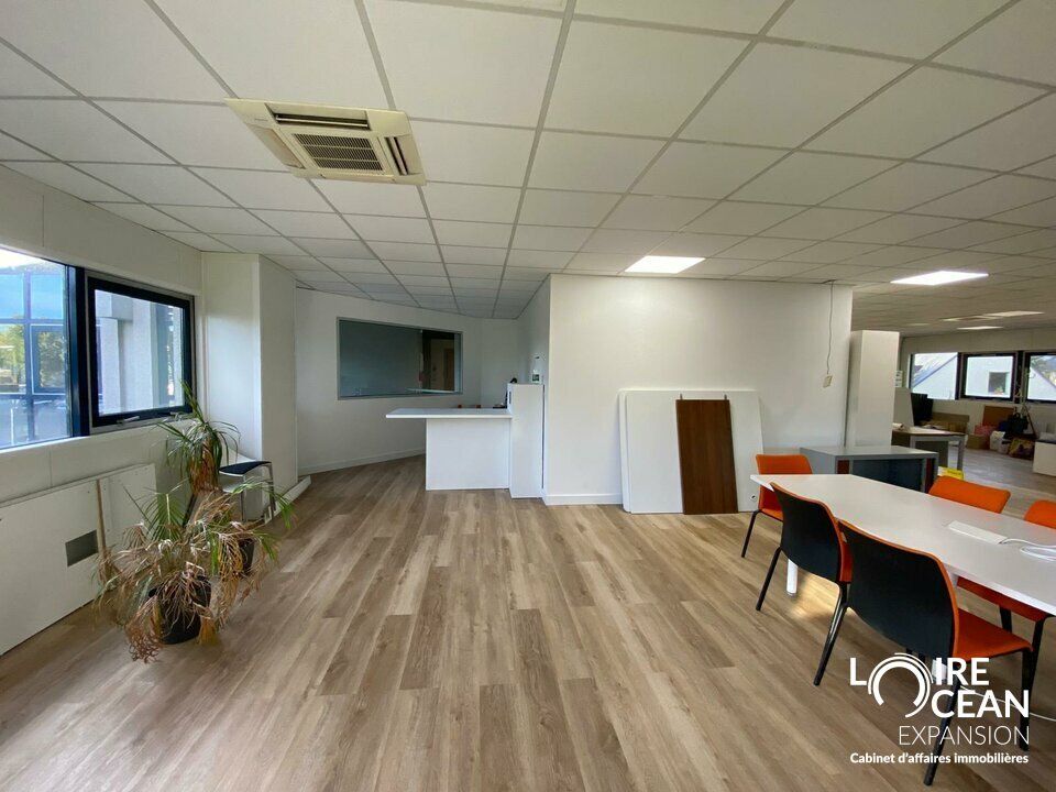 Location bureaux 124 m² non divisibles
