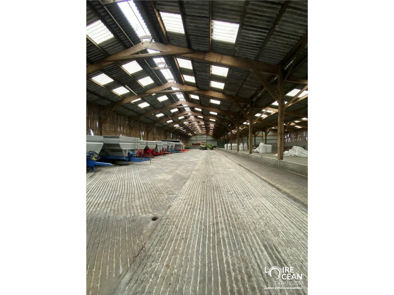 SITE AGRICOLE A VENDRE