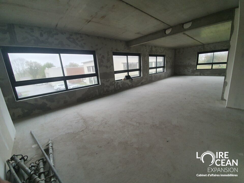 Vente bureaux 135.59 m² non divisibles